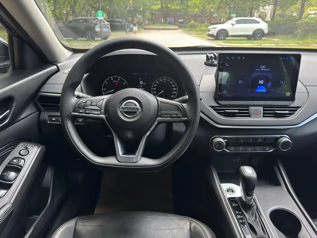 Nissan Altima 2021 2.0L XE Fashion Edition