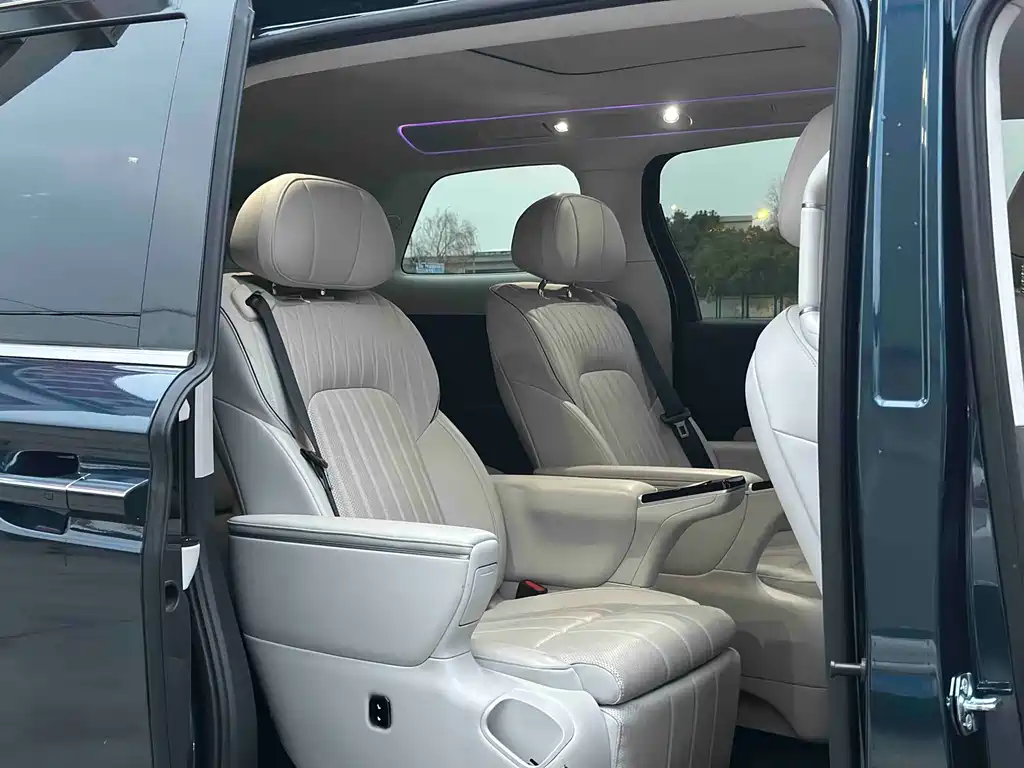 Voyah Dreamer 2025 PHEV AWD Flagship Kunpeng Edition