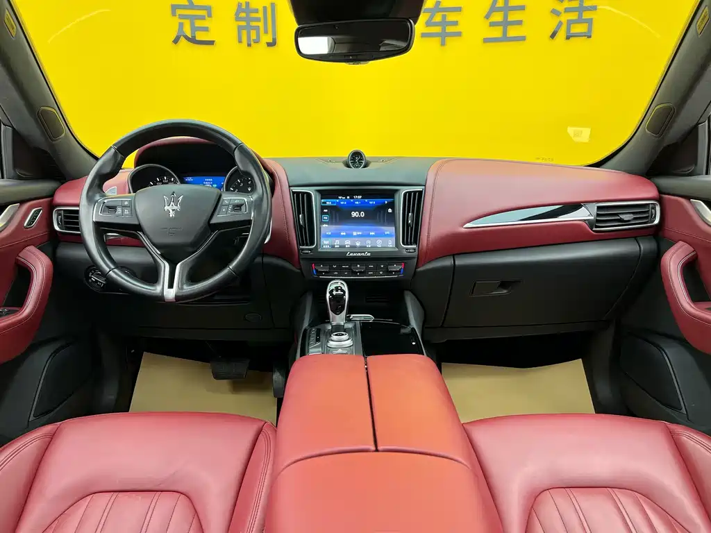 Maserati Levante 2018 3.0T Standard Edition