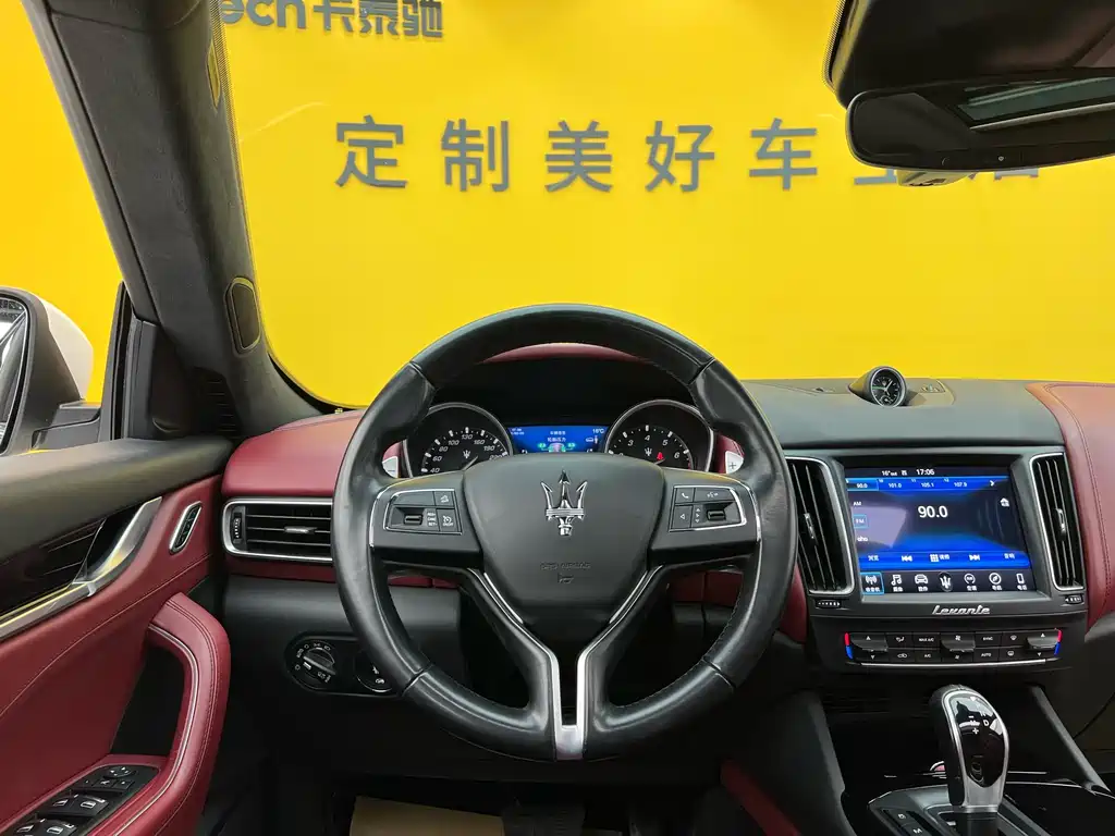 Maserati Levante 2018 3.0T Standard Edition