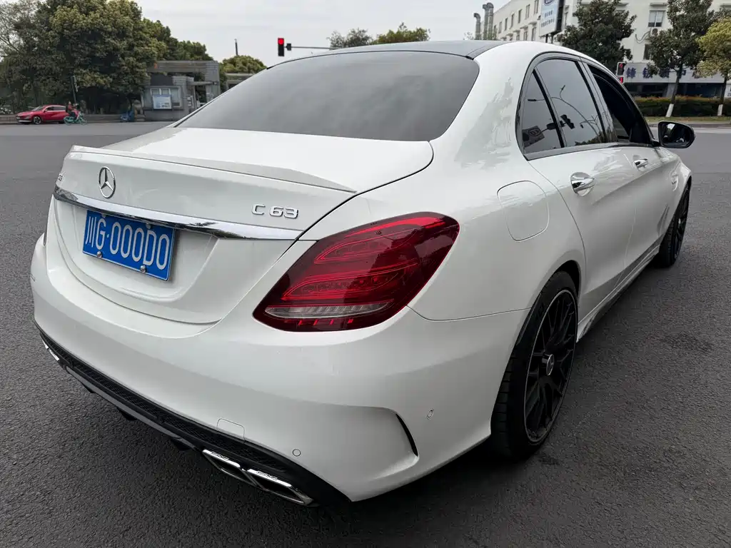 Mercedes-AMG C 63