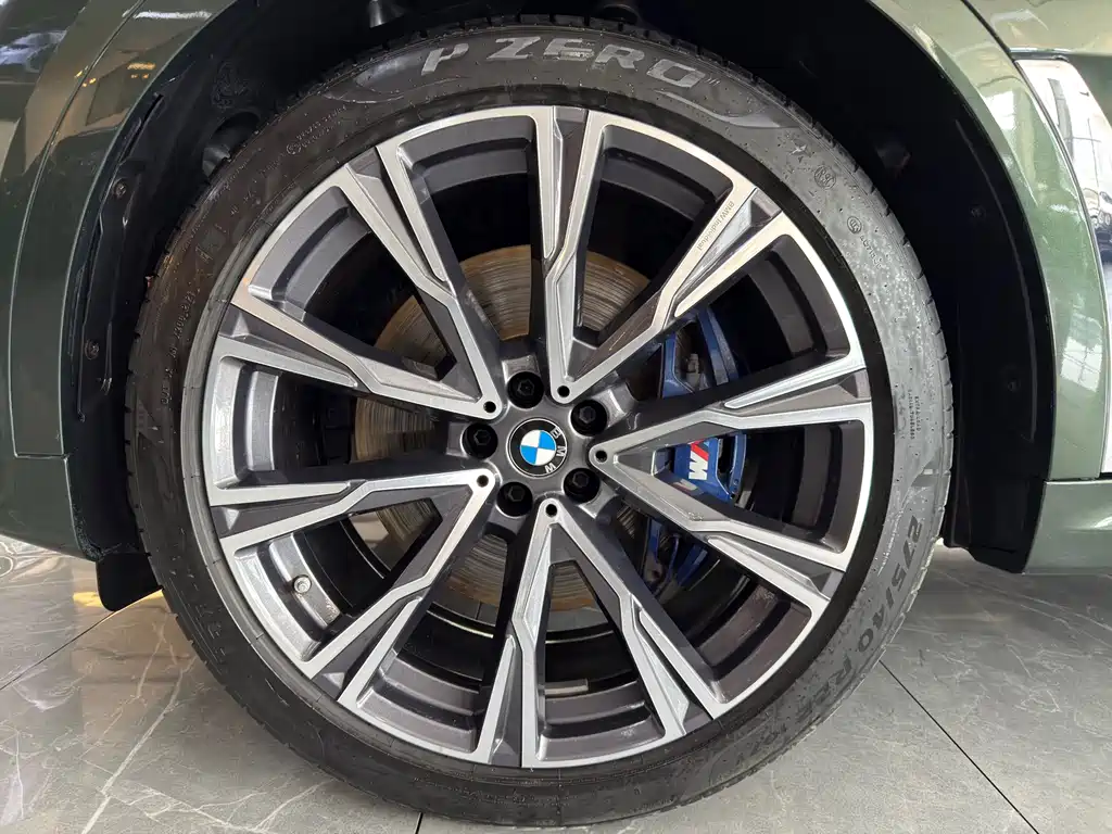 BMW X7 2021 xDrive40i Executive M Sport Package