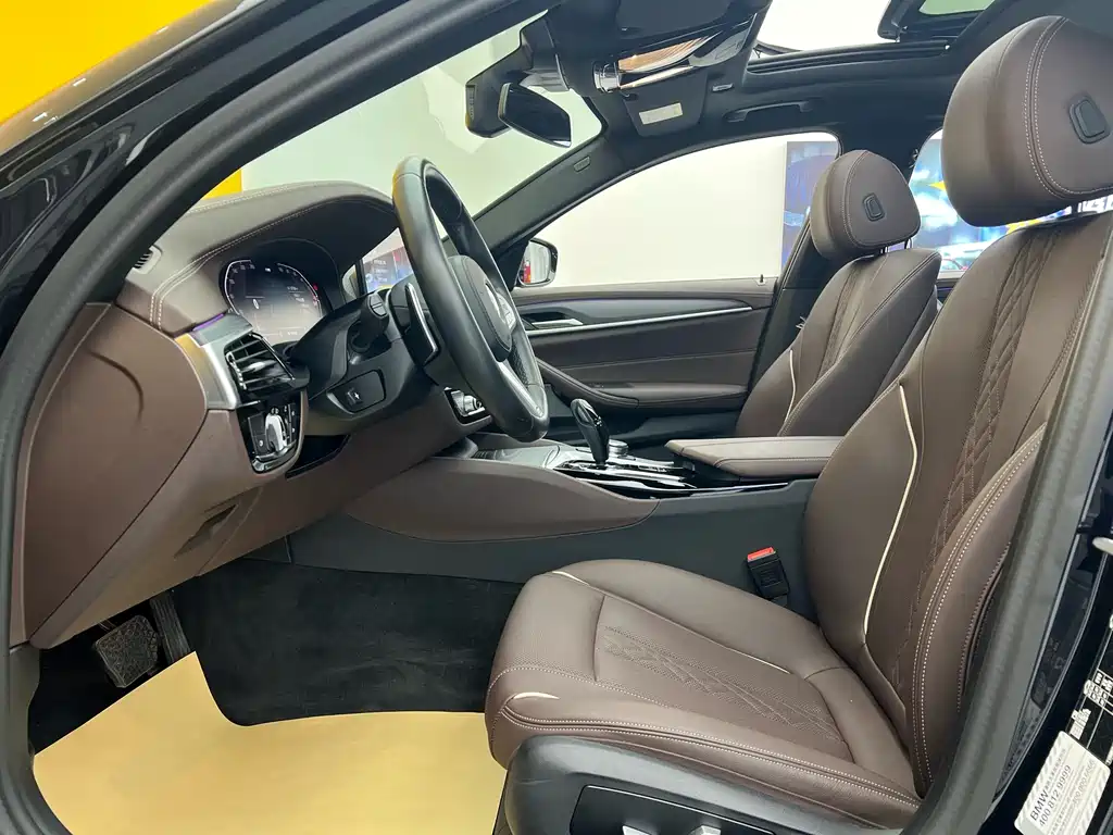 BMW 5 Series 2023 Facelift 530Li Leading Edition M Sport Package
