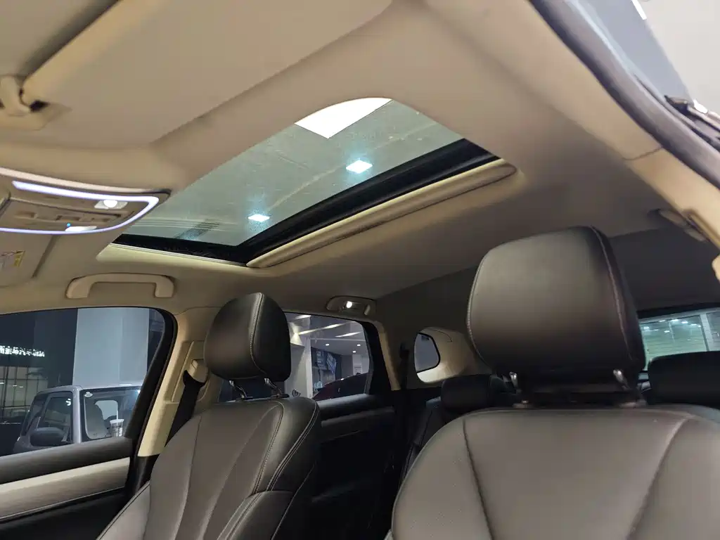 BYD Tang 2019 2.0T Automatic Intelligent Connected Zunyue Edition 7-Seater China VI