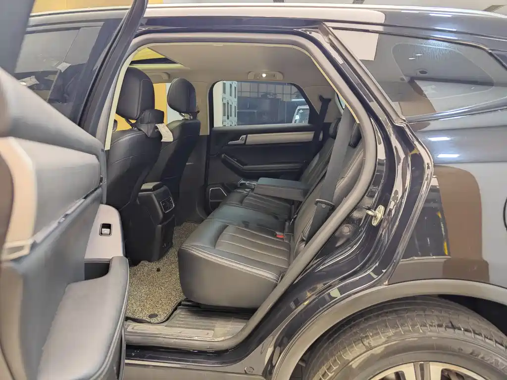 BYD Tang 2019 2.0T Automatic Intelligent Connected Zunyue Edition 7-Seater China VI