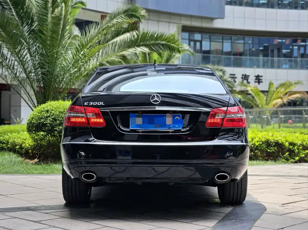 Mercedes-Benz E-Class 2011 E 300 L Fashion Luxury Edition
