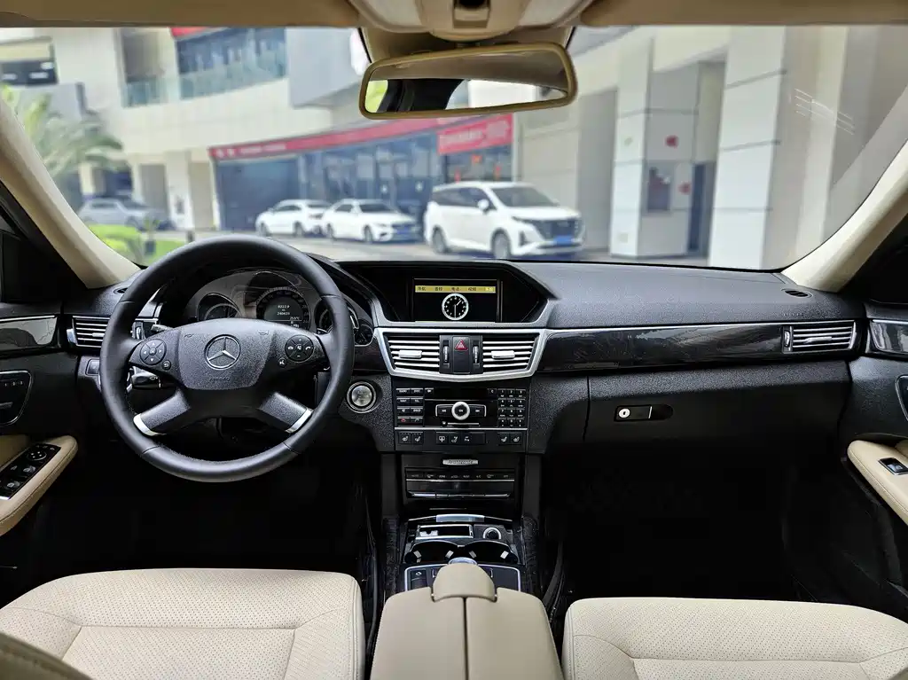 Mercedes-Benz E-Class 2011 E 300 L Fashion Luxury Edition