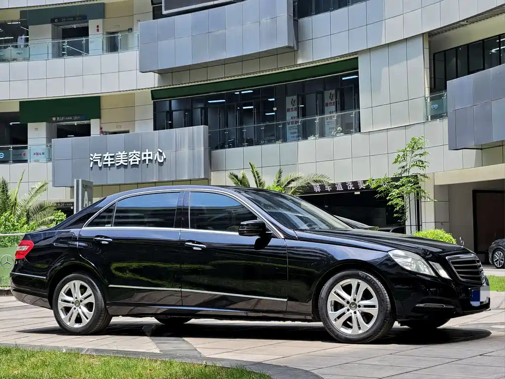 Mercedes-Benz E-Class 2011 E 300 L Fashion Luxury Edition