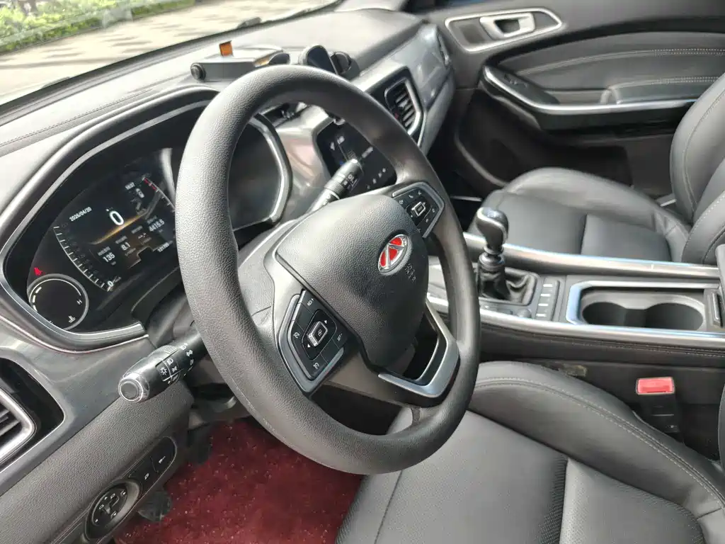 Chery Tiggo 8 2018 1.5TCI Manual Luxury Edition 5-Seater