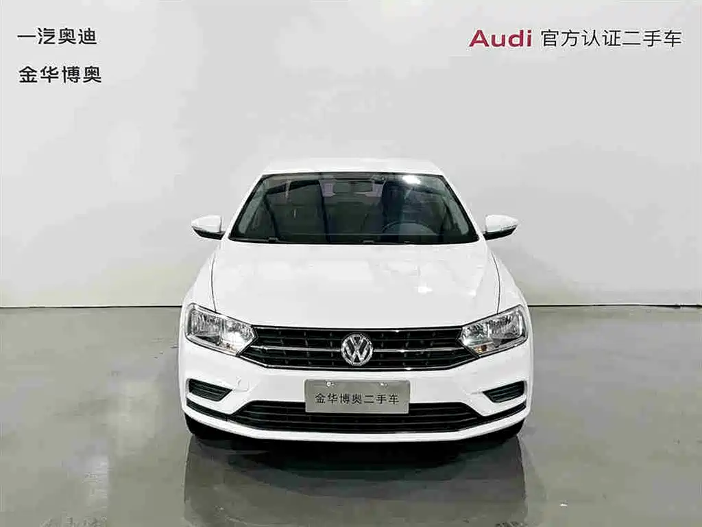 Volkswagen Bora 2018 1.5L Manual Fashion