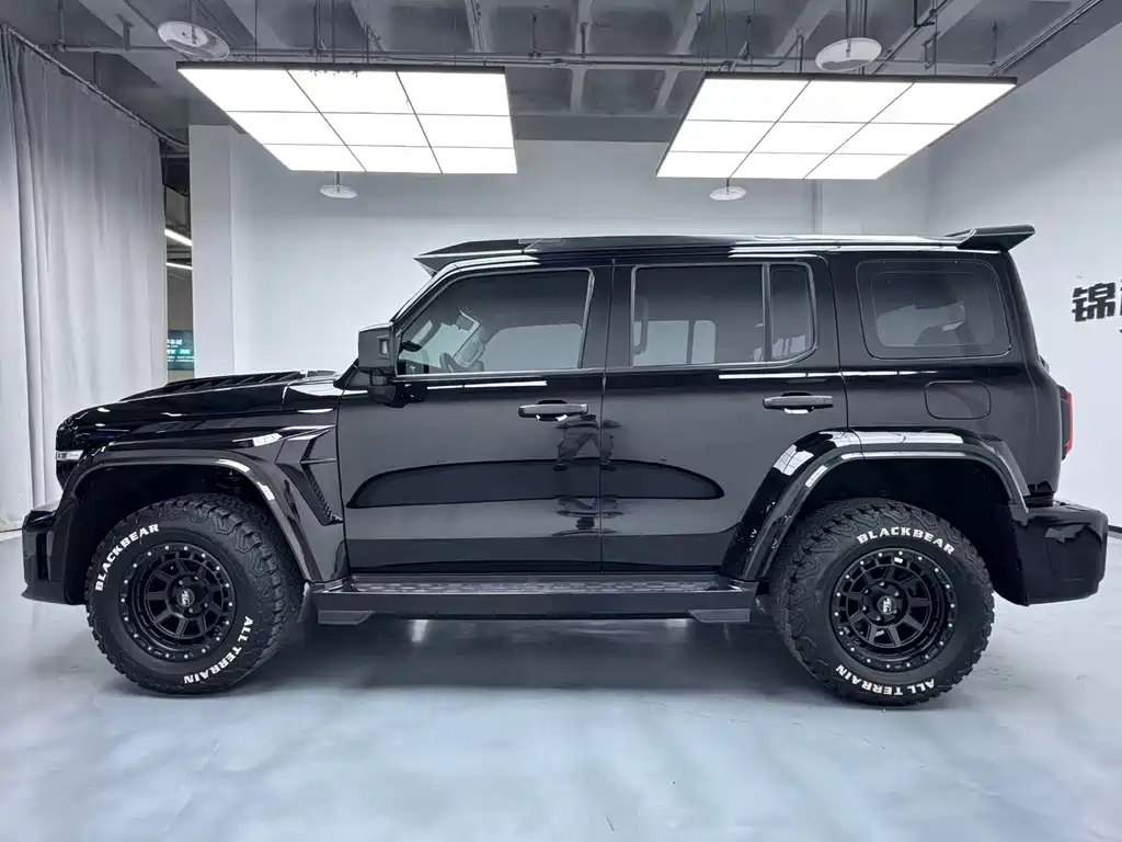 Tank 300 2023 Off-Road Edition 2.0T Conqueror
