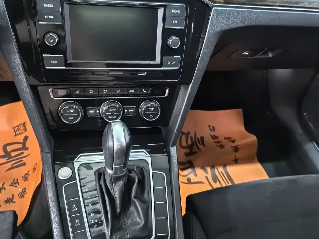 Magotan 2018 330TSI DSG Luxury