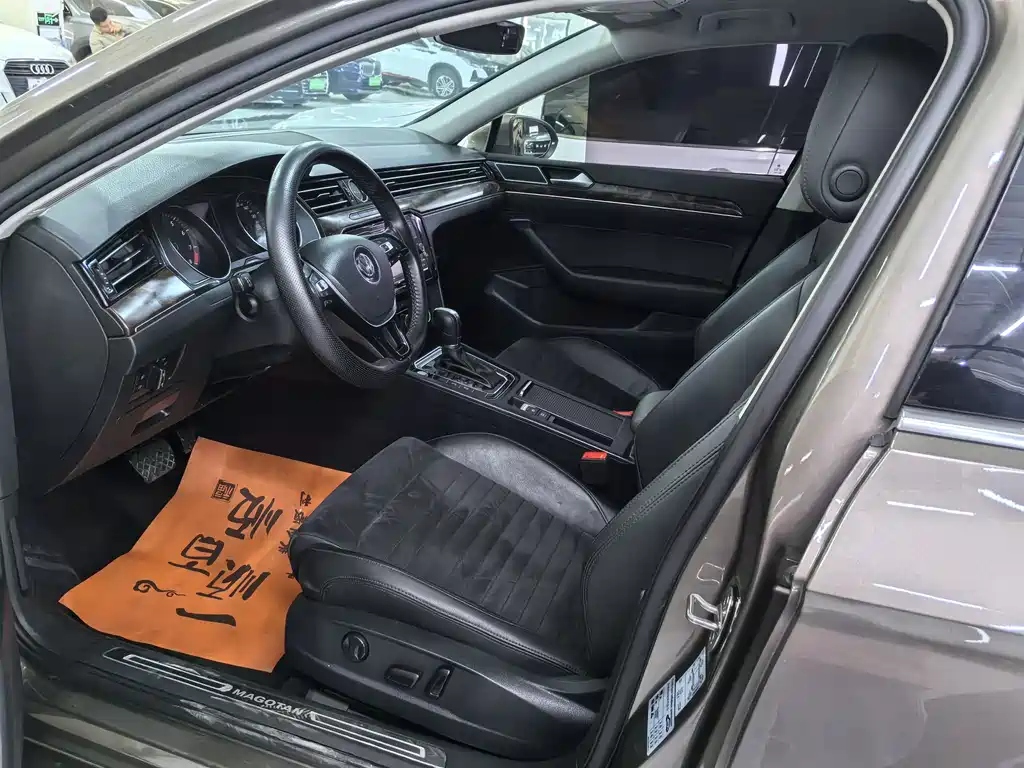 Magotan 2018 330TSI DSG Luxury