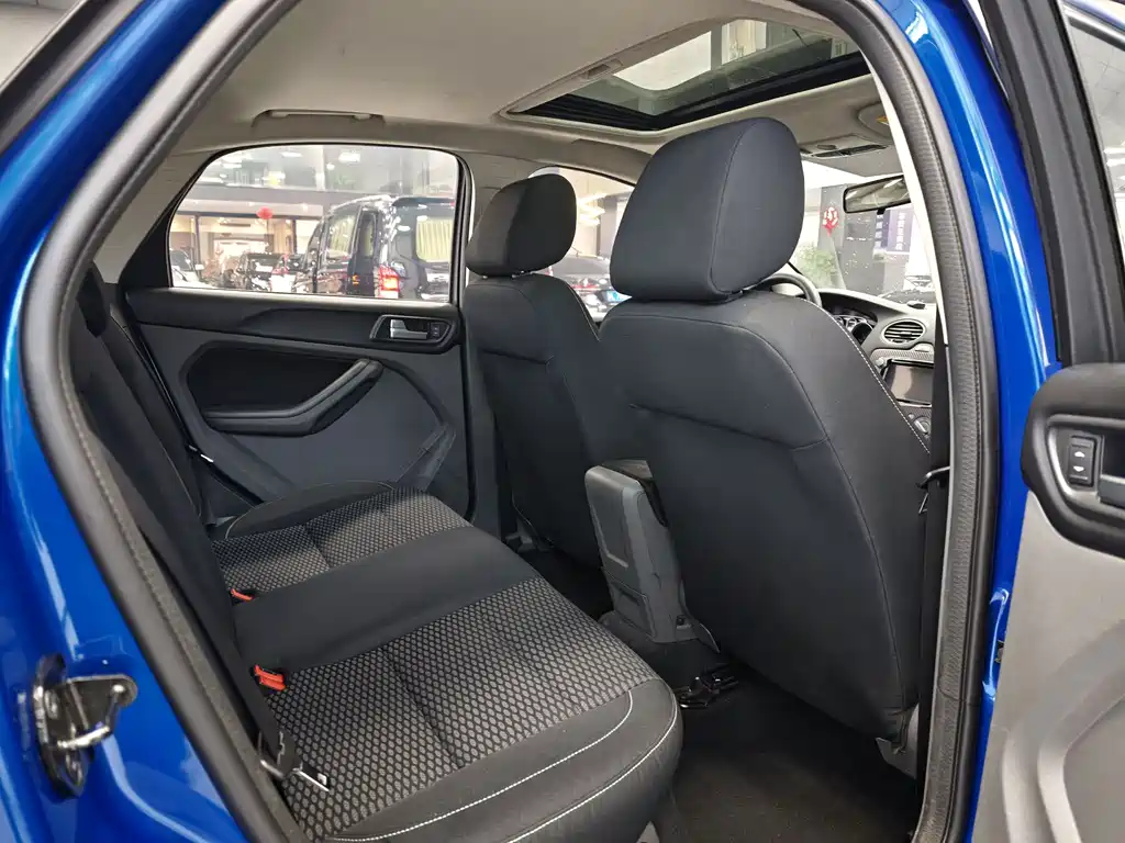 Ford Focus 2013 Hatchback Classic 1.8L Automatic Million Commemorative Edition