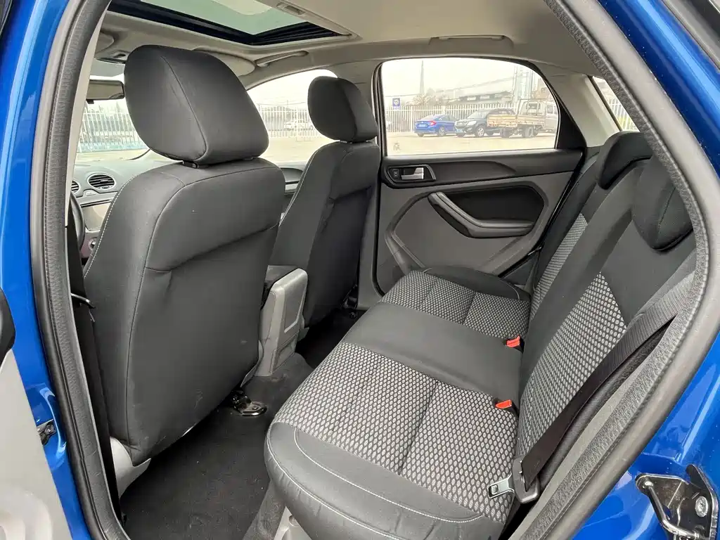 Ford Focus 2013 Hatchback Classic 1.8L Automatic Million Commemorative Edition