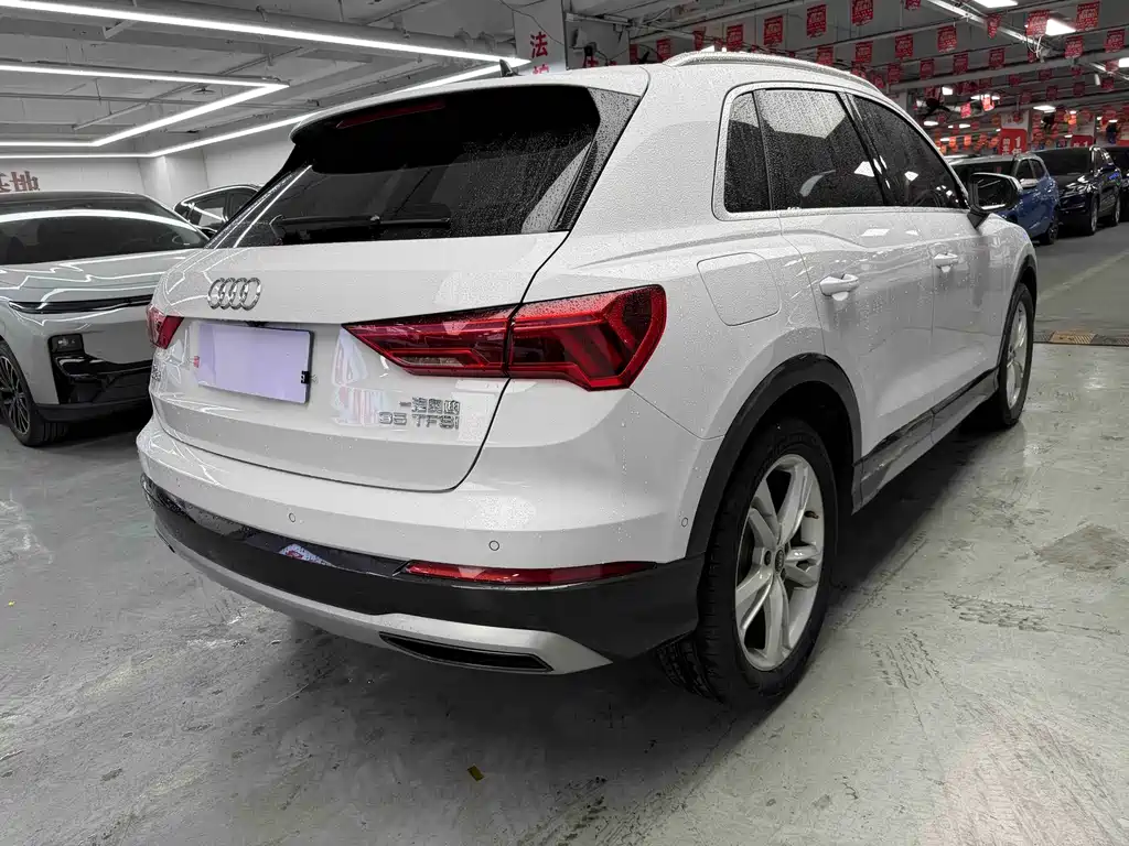 Audi Q3 2022 35 TFSI Fashion Elegant