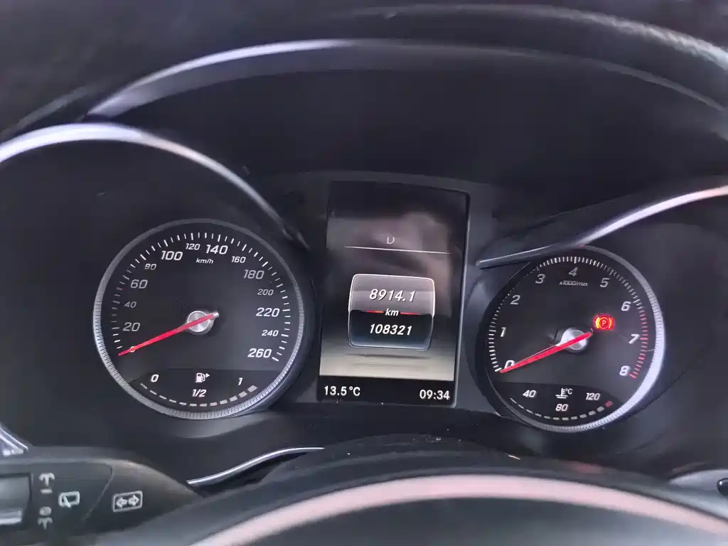 Mercedes-Benz GLC 2017 GLC 260 4MATIC Luxury