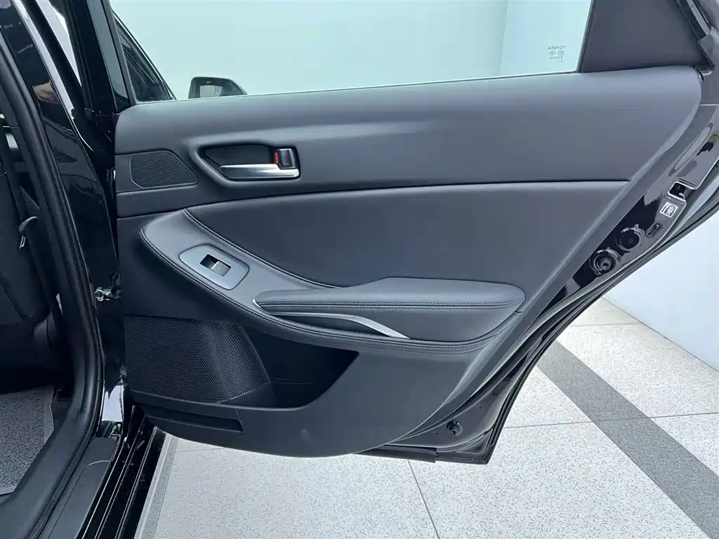 Toyota Avalon 2024 2.0L Entry