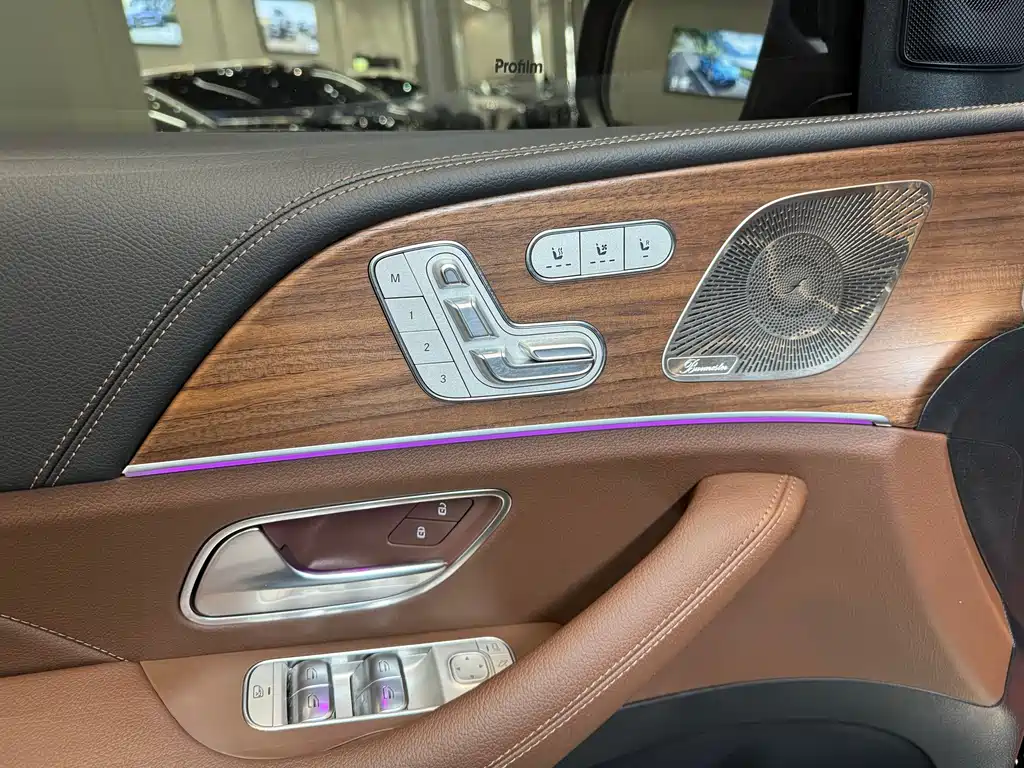 Mercedes-Benz GLS 450 4MATIC Luxury 2025