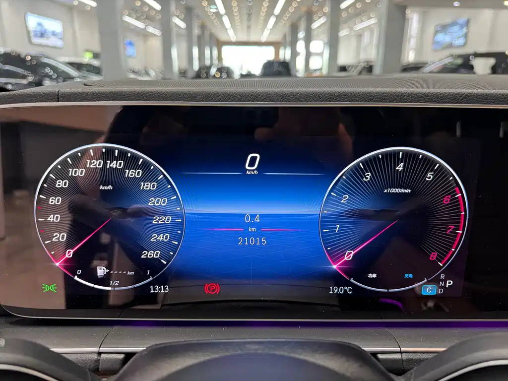 Mercedes-Benz GLS 450 4MATIC Luxury 2025