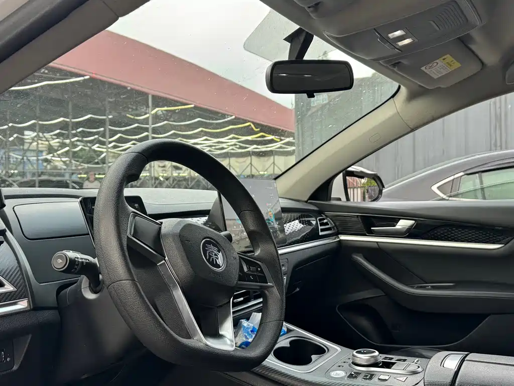 BYD Qin PLUS 2021 EV 420km Travel Edition