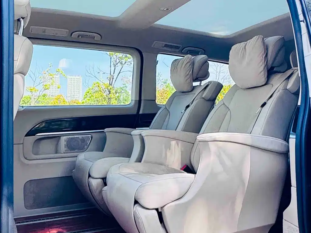 Mercedes-Benz V-Class 2017 V 260 L Exclusive Long Wheelbase