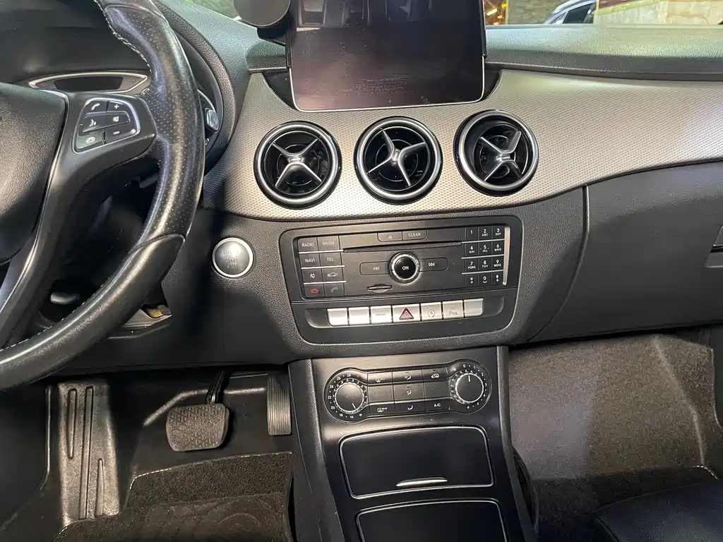 Mercedes-Benz B-Class 2017 B 200 Dynamic