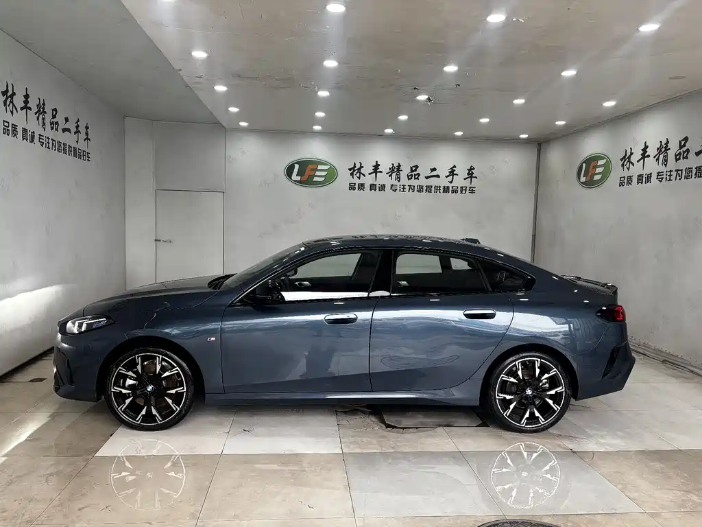 BMW 2 Series 2025 225L M Sport Night Edition