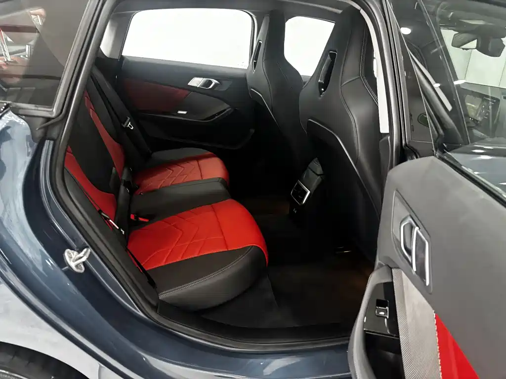 BMW 2 Series 2025 225L M Sport Night Edition