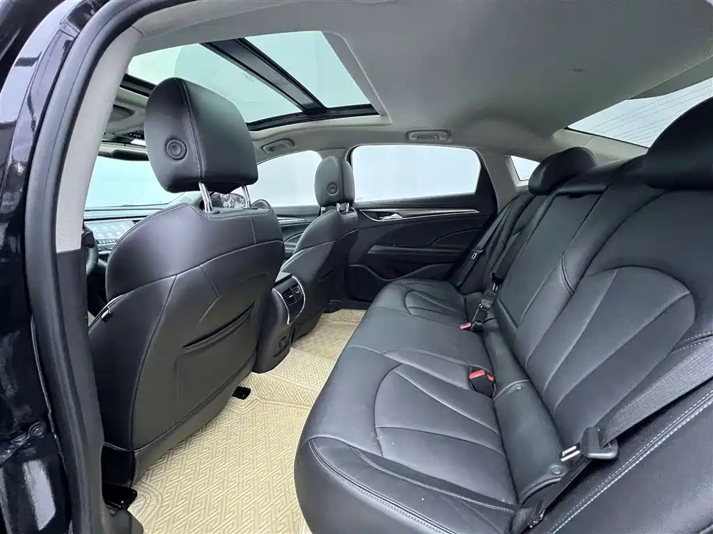 2022 Buick LaCrosse 652T Luxury