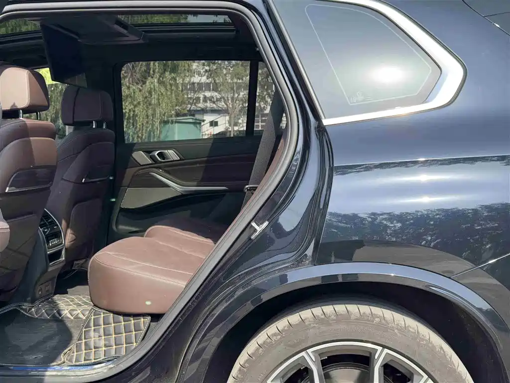 BMW X5 2022 Facelift xDrive 40Li M Sport Package