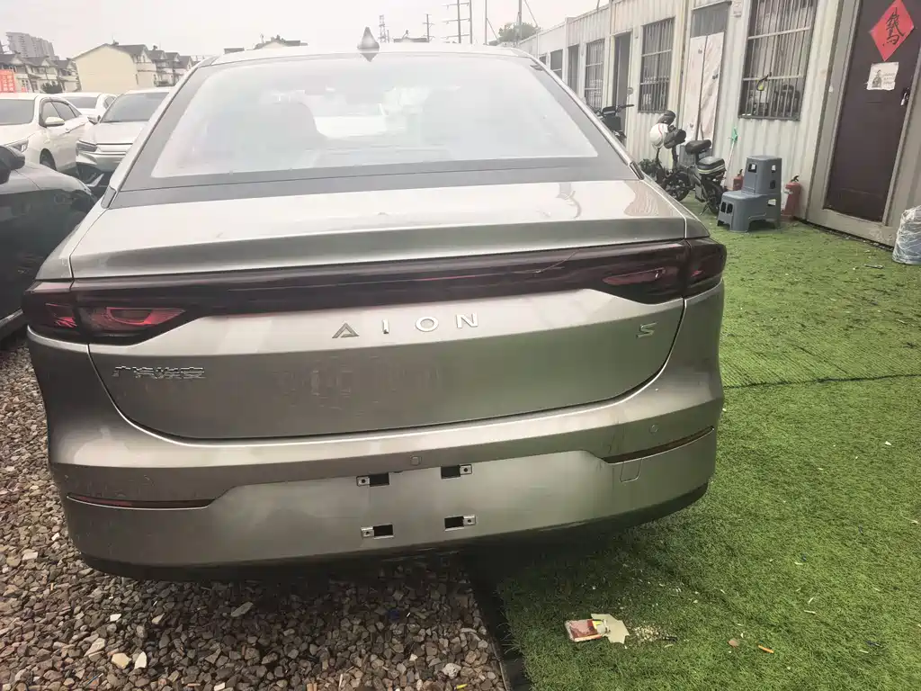 AION S 2022 Mei 580