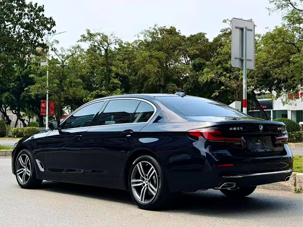 BMW 5 Series 2022 530Li Leading Edition Luxury Package