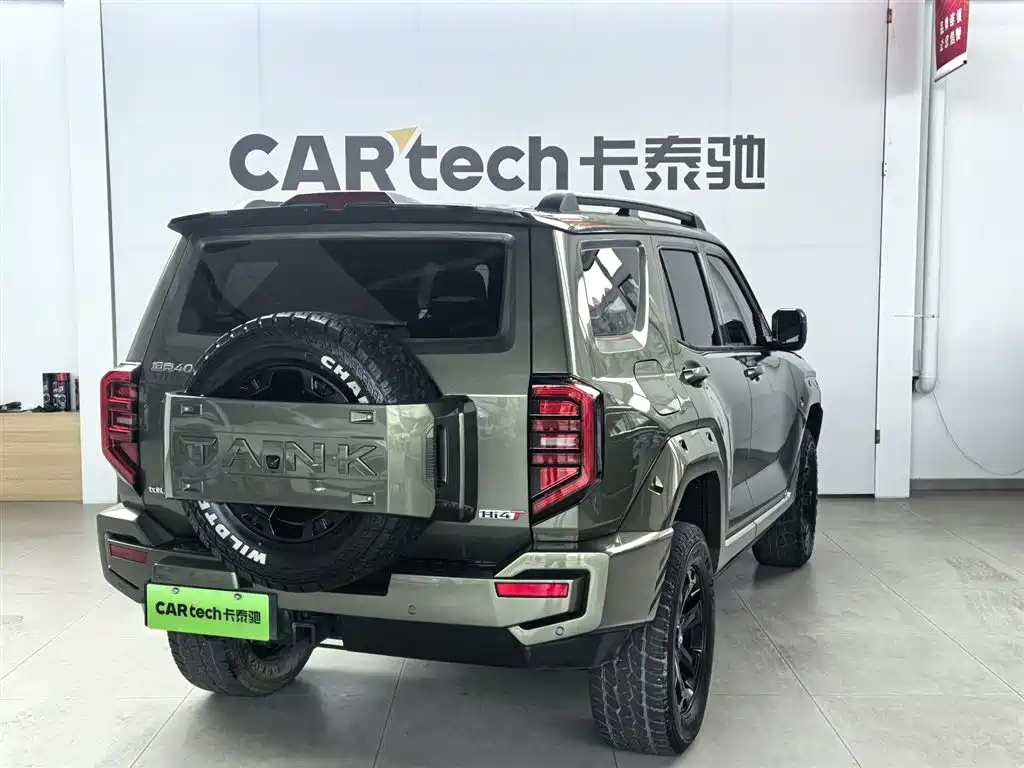 Tank 400 Hi4-T Off-Road Edition 2024