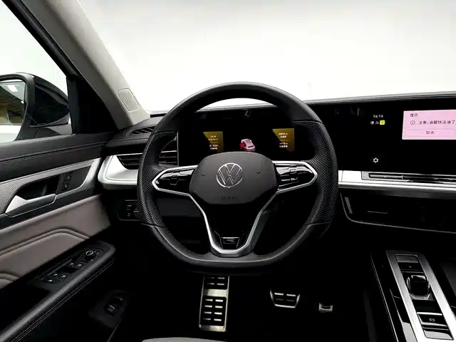 Volkswagen Tavendor 2023 380TSI AWD R-Line Touring Edition
