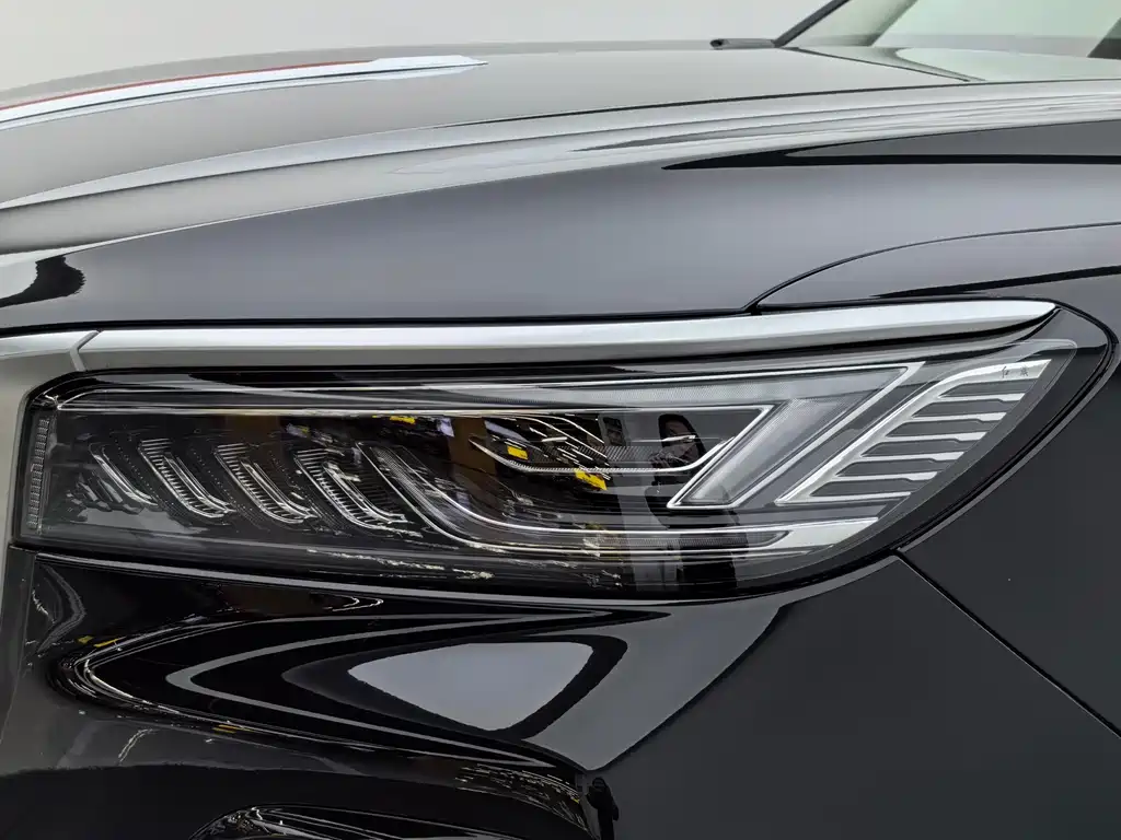 Hongqi HS5 2023 2.0T Qi Xiang Pro Edition