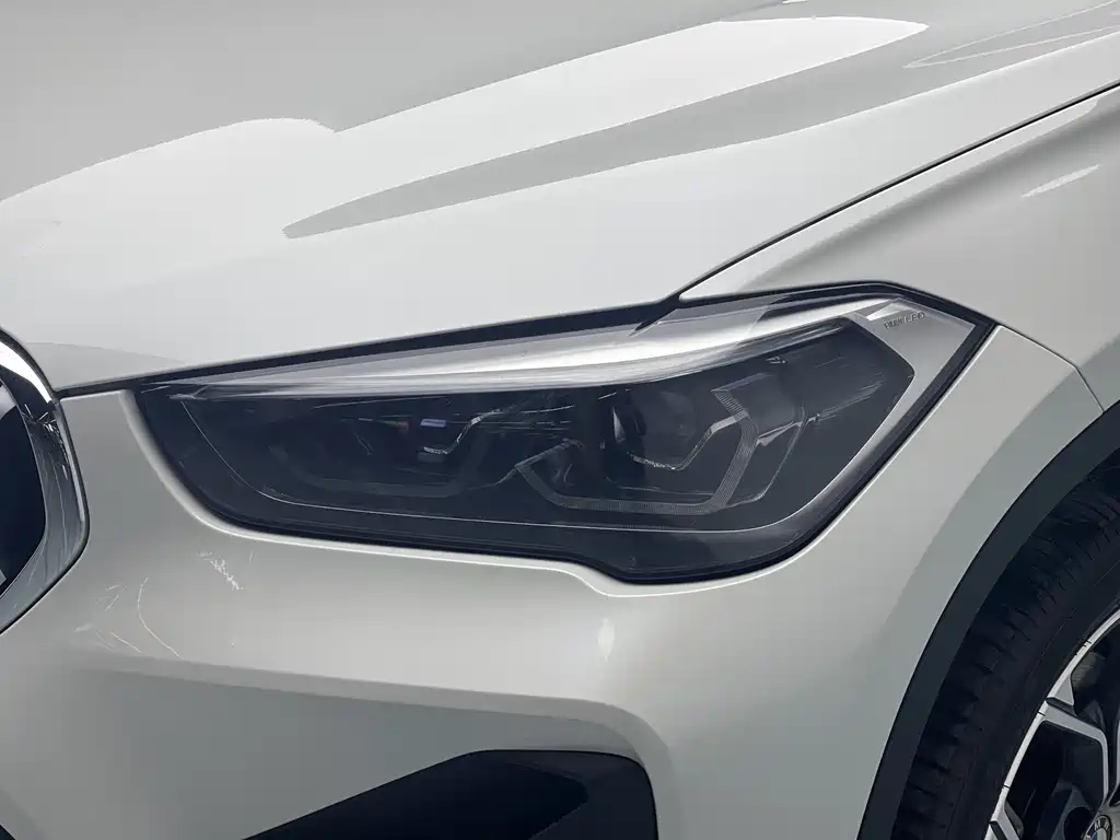 BMW X1 2021 sDrive25Li Leading Edition