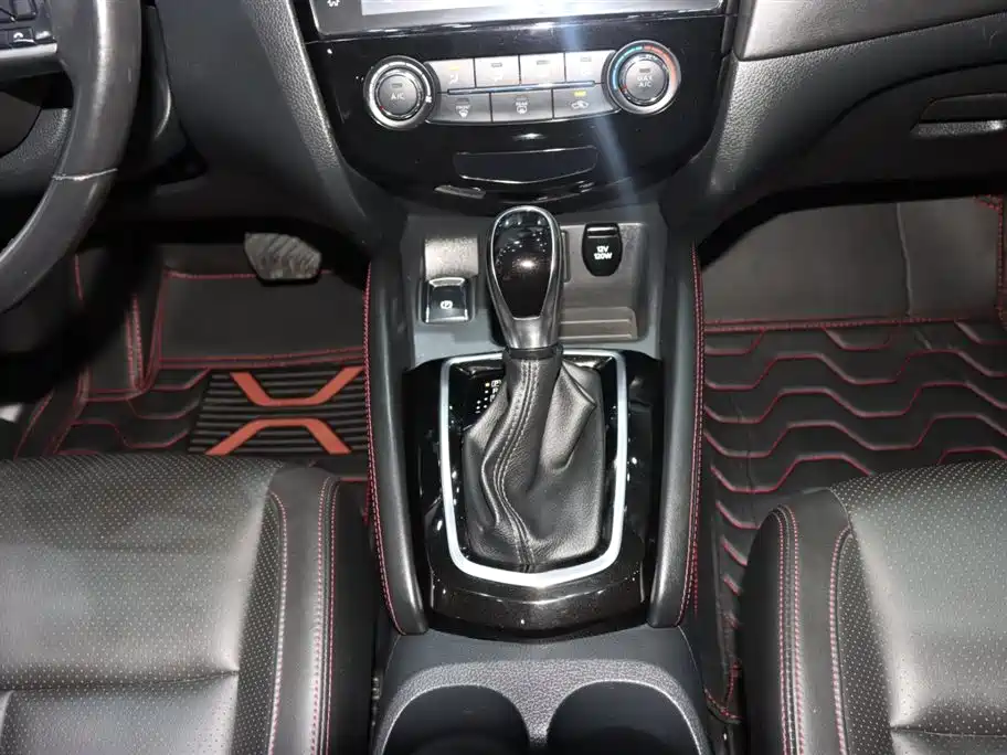 Nissan Qashqai 2021 2.0L CVT Luxury Edition