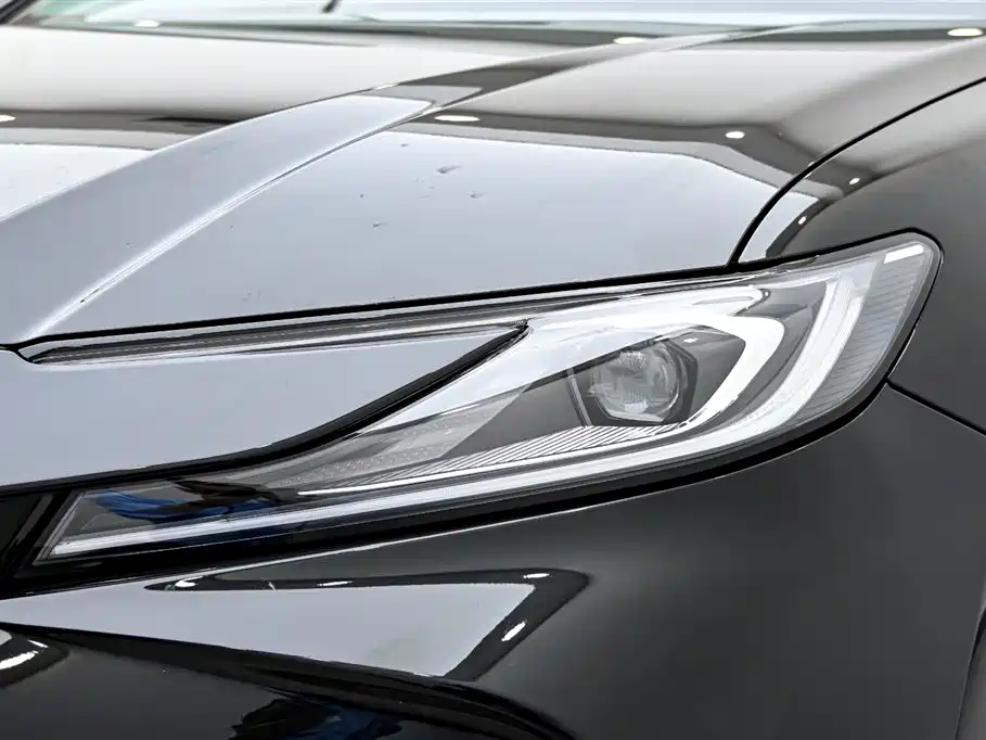 Camry 2024 2.0G Premium Edition