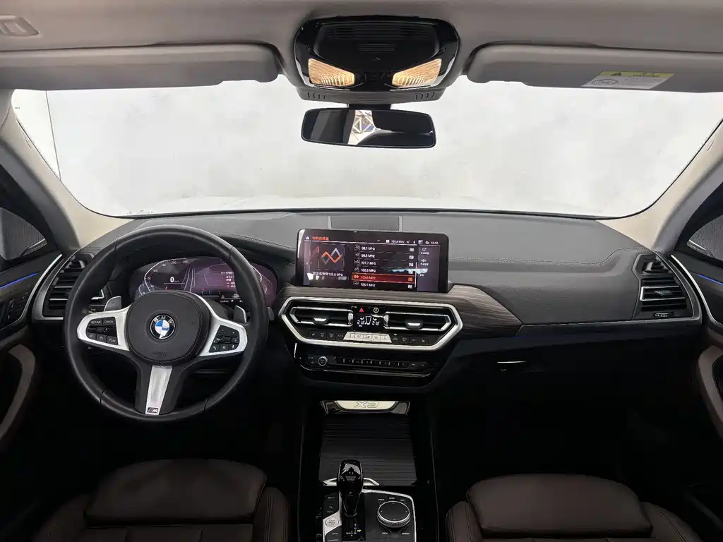 BMW X3 2022 xDrive30i Leading Edition M Night Shadow Package