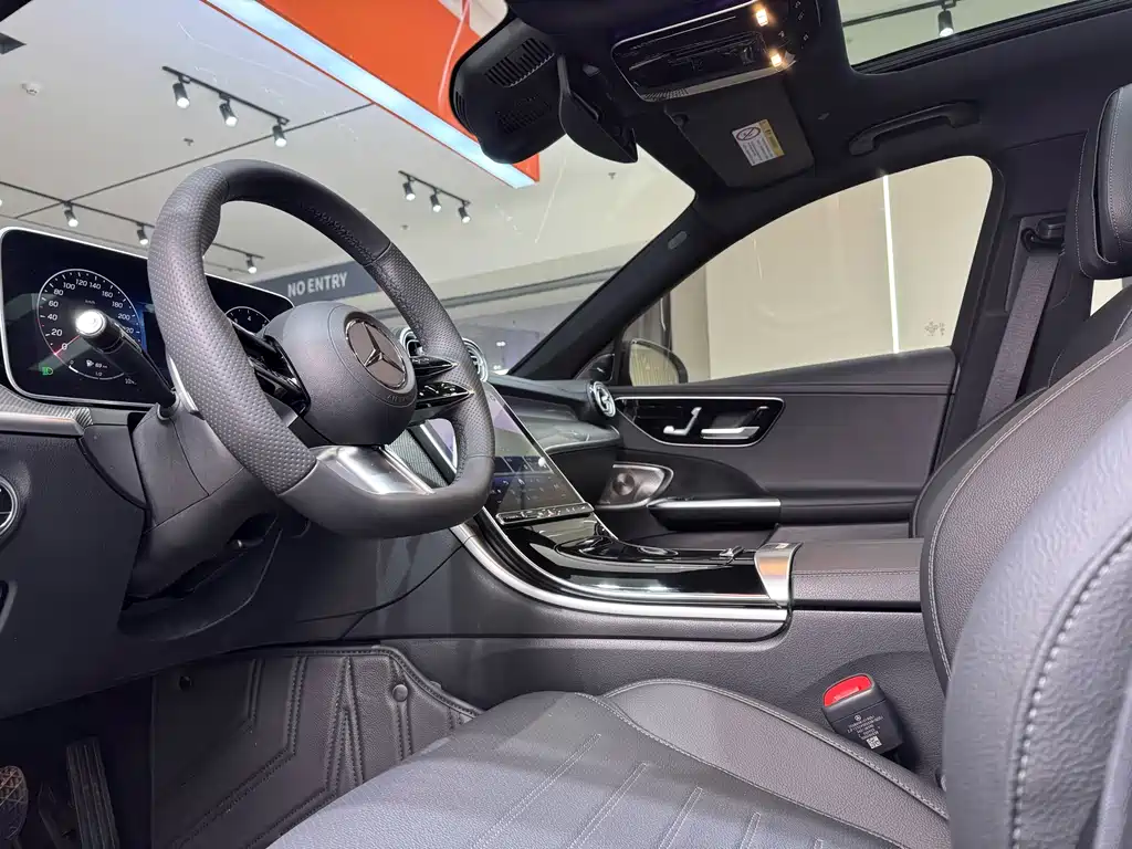 Mercedes-Benz C-Class 2024 Facelift C 260 L皓夜 Sport Edition