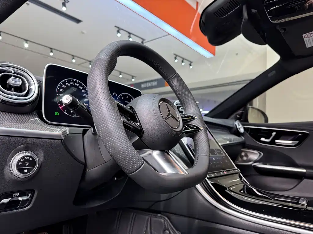Mercedes-Benz C-Class 2024 Facelift C 260 L皓夜 Sport Edition