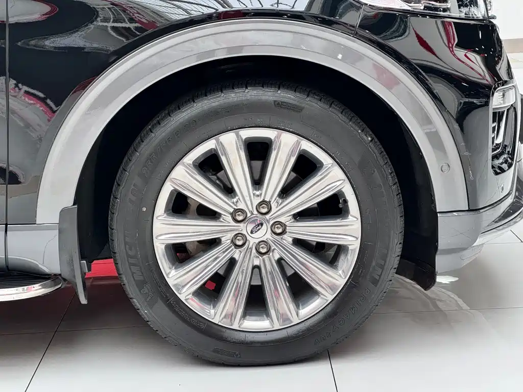Ford Explorer 2020 EcoBoost 285 AWD Titanium Edition 6-Seater