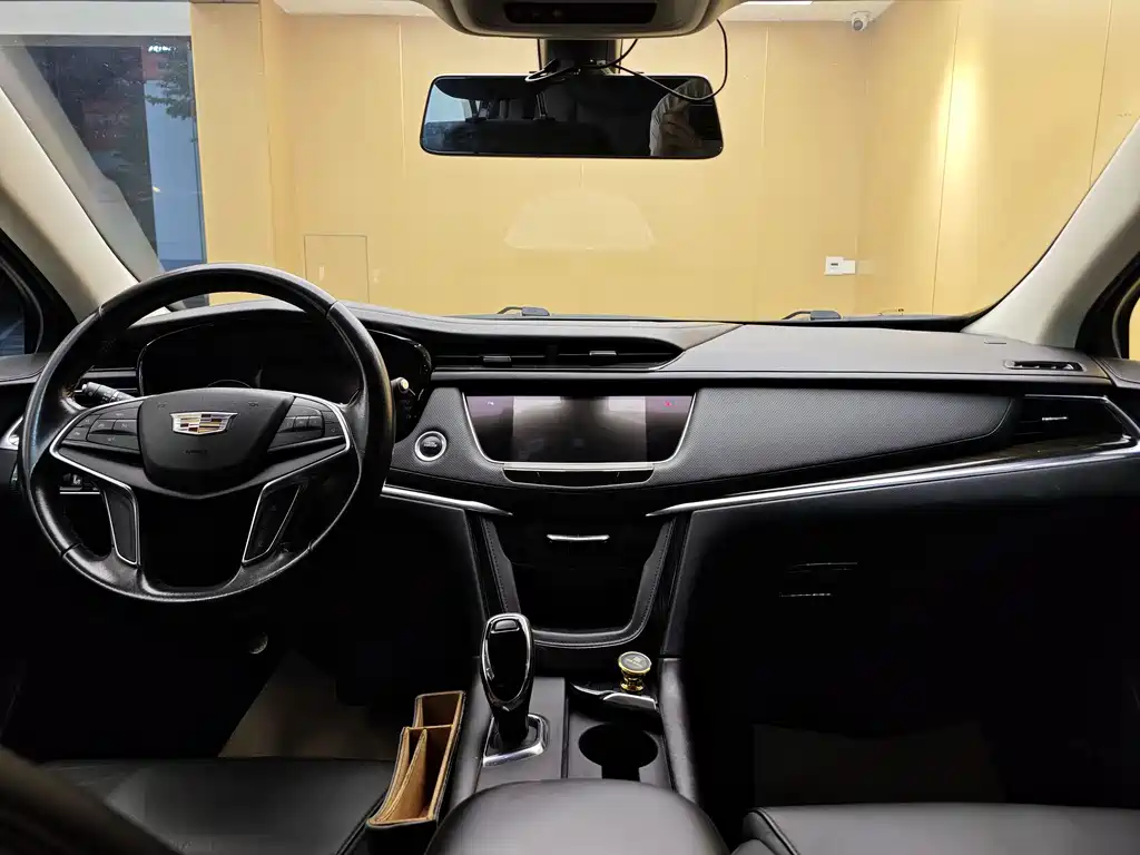 Cadillac XT5 2018 25T Luxury