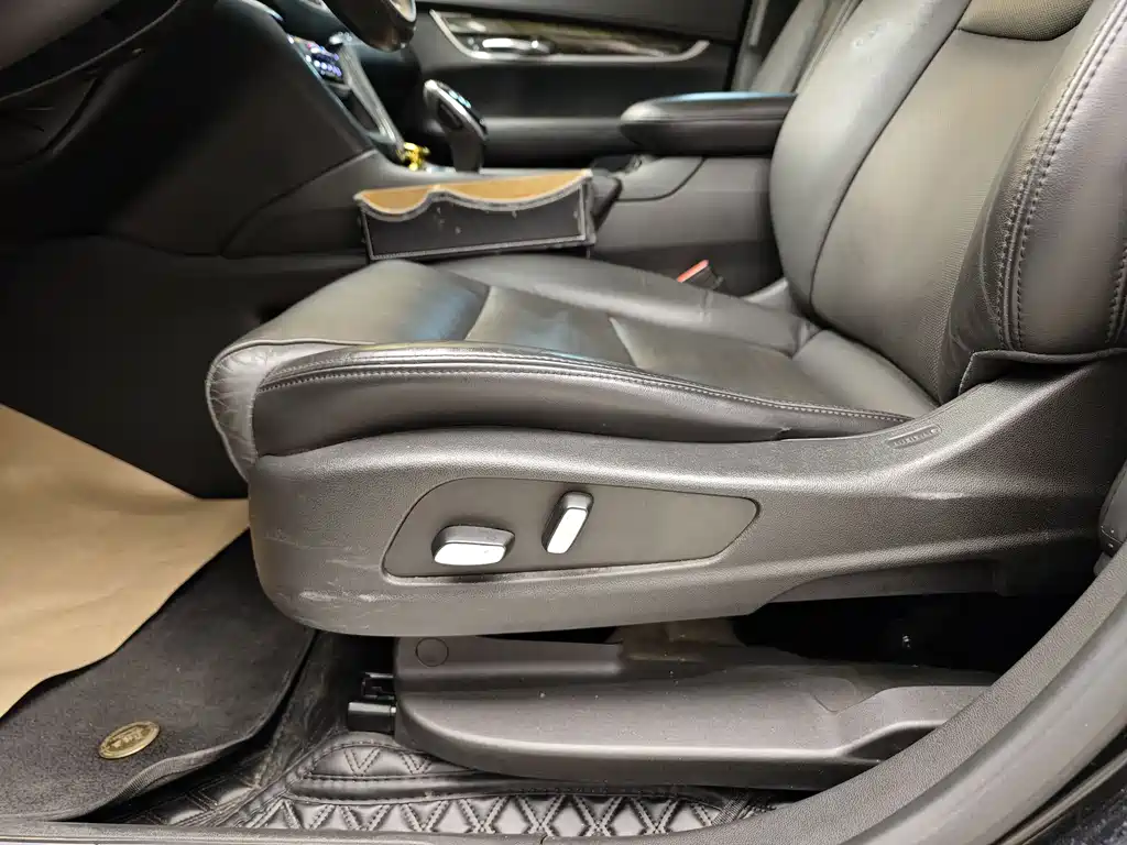 Cadillac XT5 2018 25T Luxury