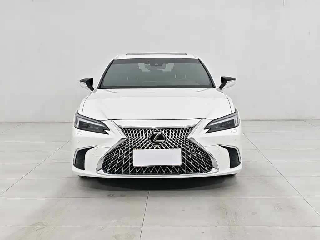 Lexus ES 2025 200 Premium Edition