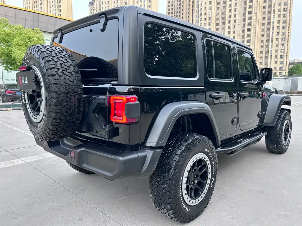 Jeep Wrangler 2020 2.0T Canadian Specification