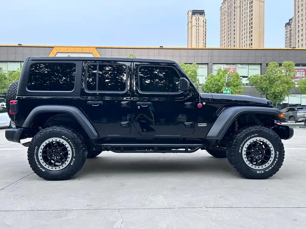 Jeep Wrangler 2020 2.0T Canadian Specification