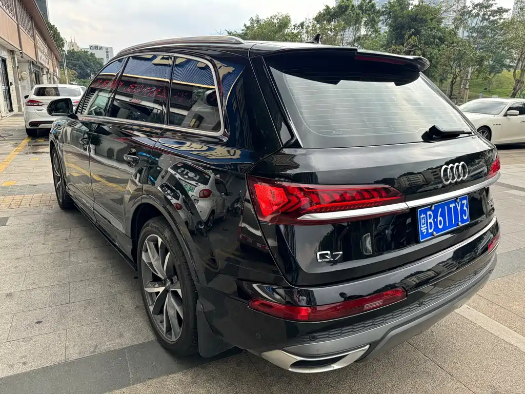 Audi Q7 2020 55 TFSI quattro Black Warrior Edition