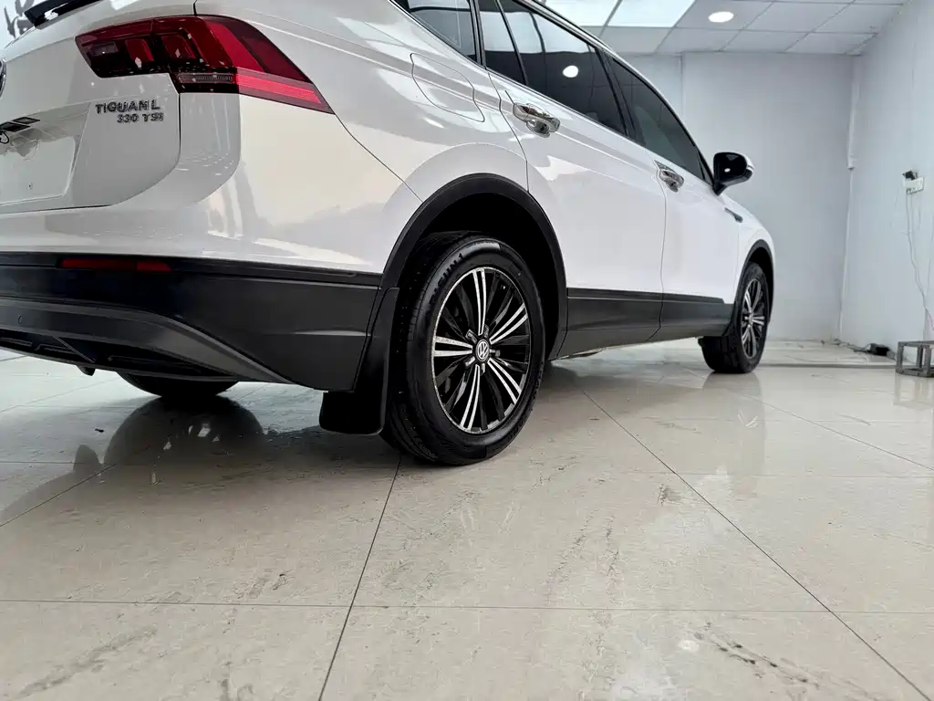 Volkswagen Tiguan L 2019 330TSI Automatic FWD Fashion Edition China VI